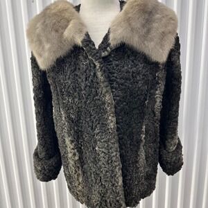 STUNNING Vtg. 1960s Coat Persian Lamb w/ Genuine Mink Collar